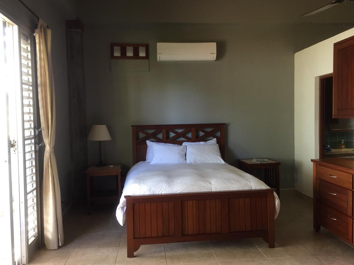 Almond Tree Hotel Resort Corozal Buitenkant foto